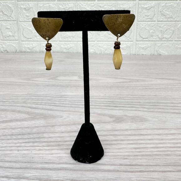Marjorie Baer Vtg Southwestern Boho Earring Triangular Hammered Copper Bone Bead - Picture 1 of 2